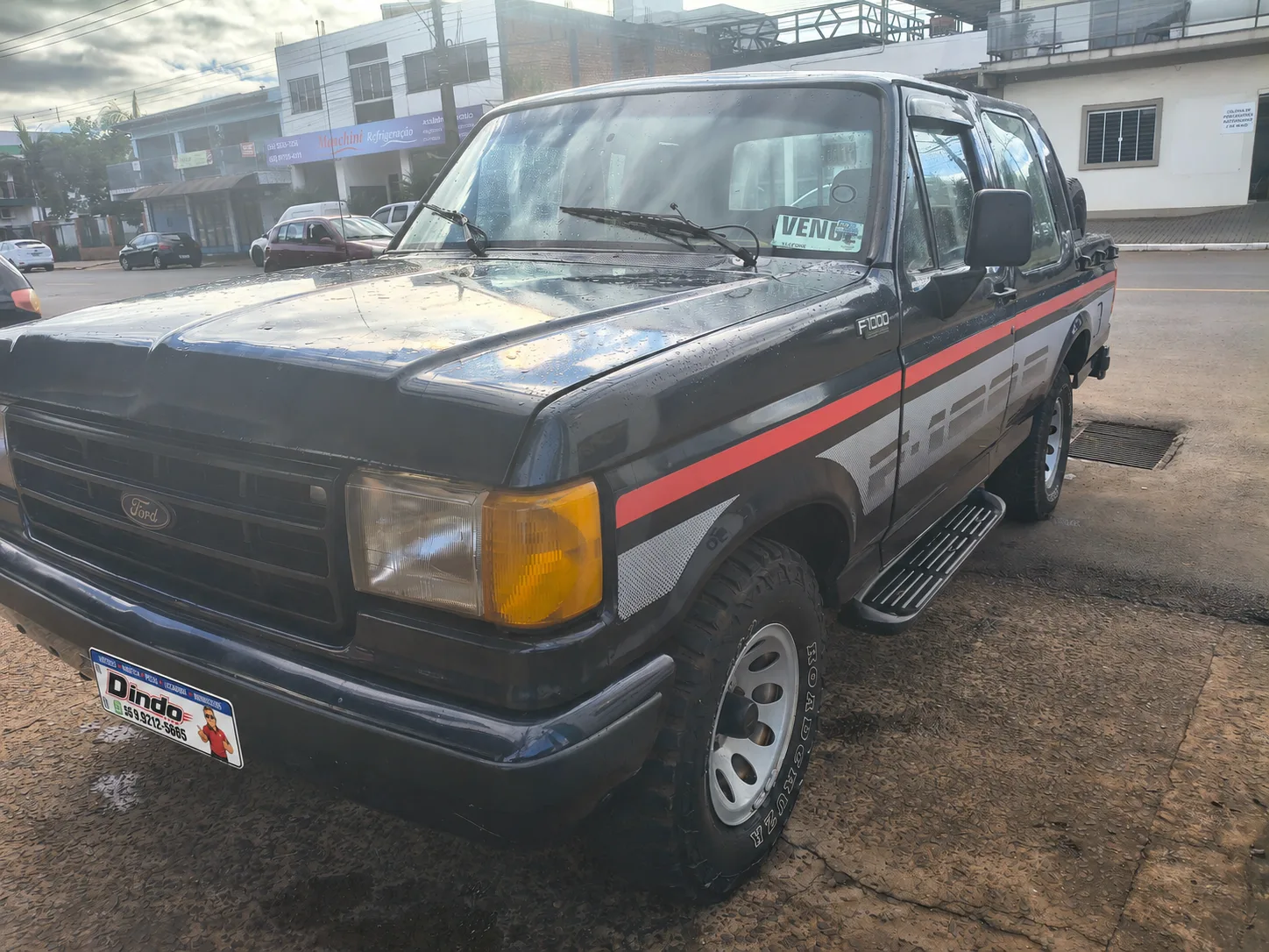 F-1000